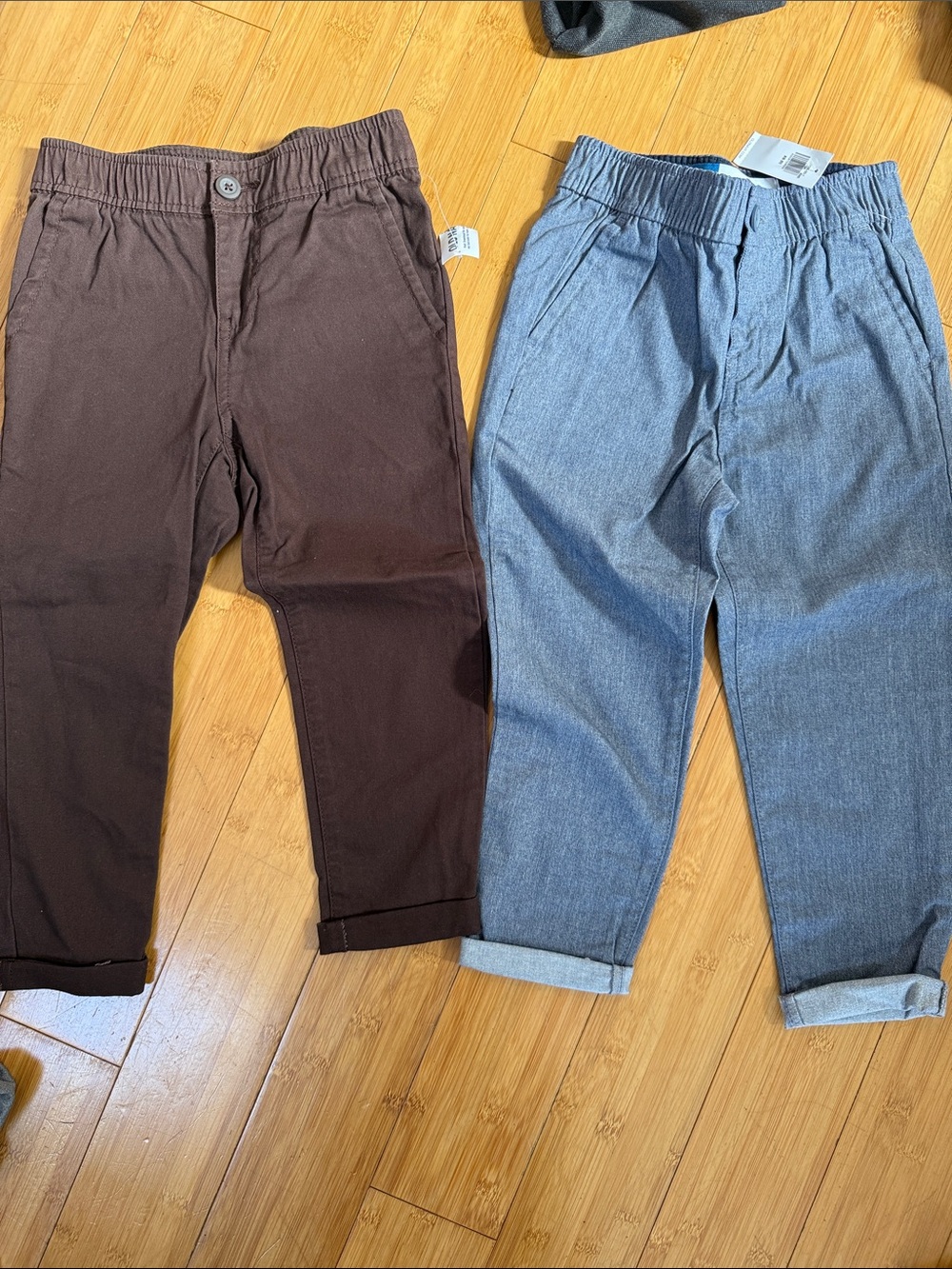 Kids Elastic-Waist Pants in Brown and Light Blue size xs